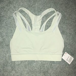 Lululemon Geared To Train Bra